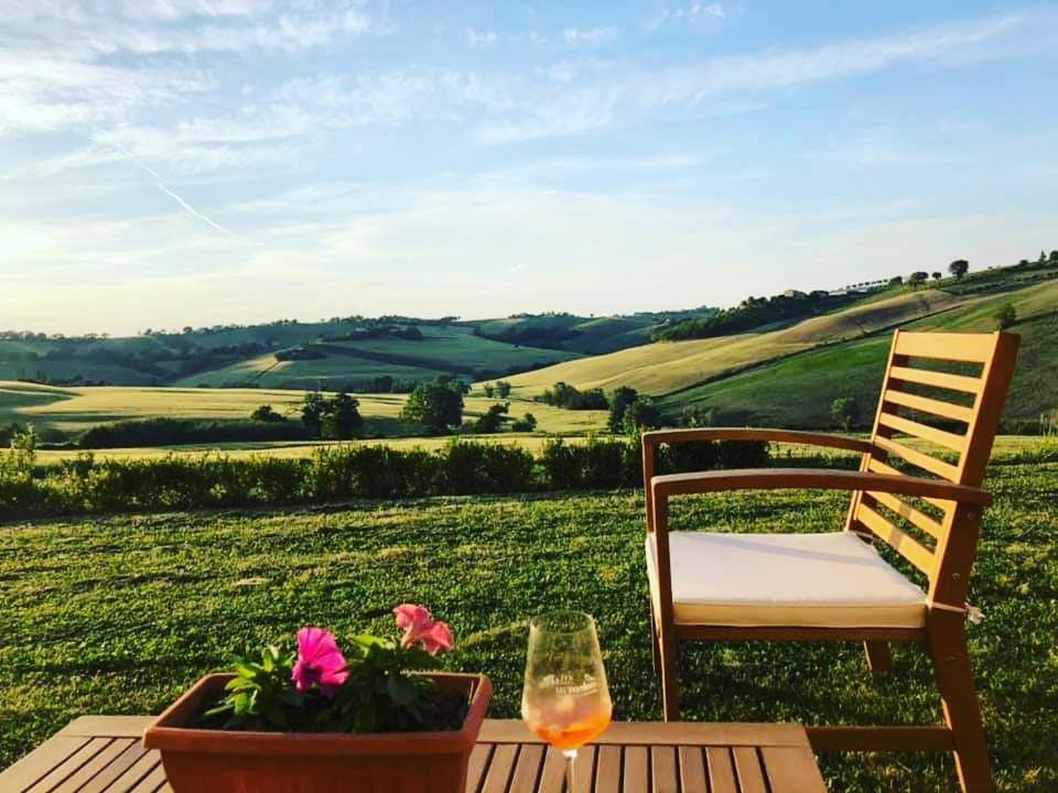 Il Giardino Nella Valle Belvedere Ostrense Zewnętrze zdjęcie