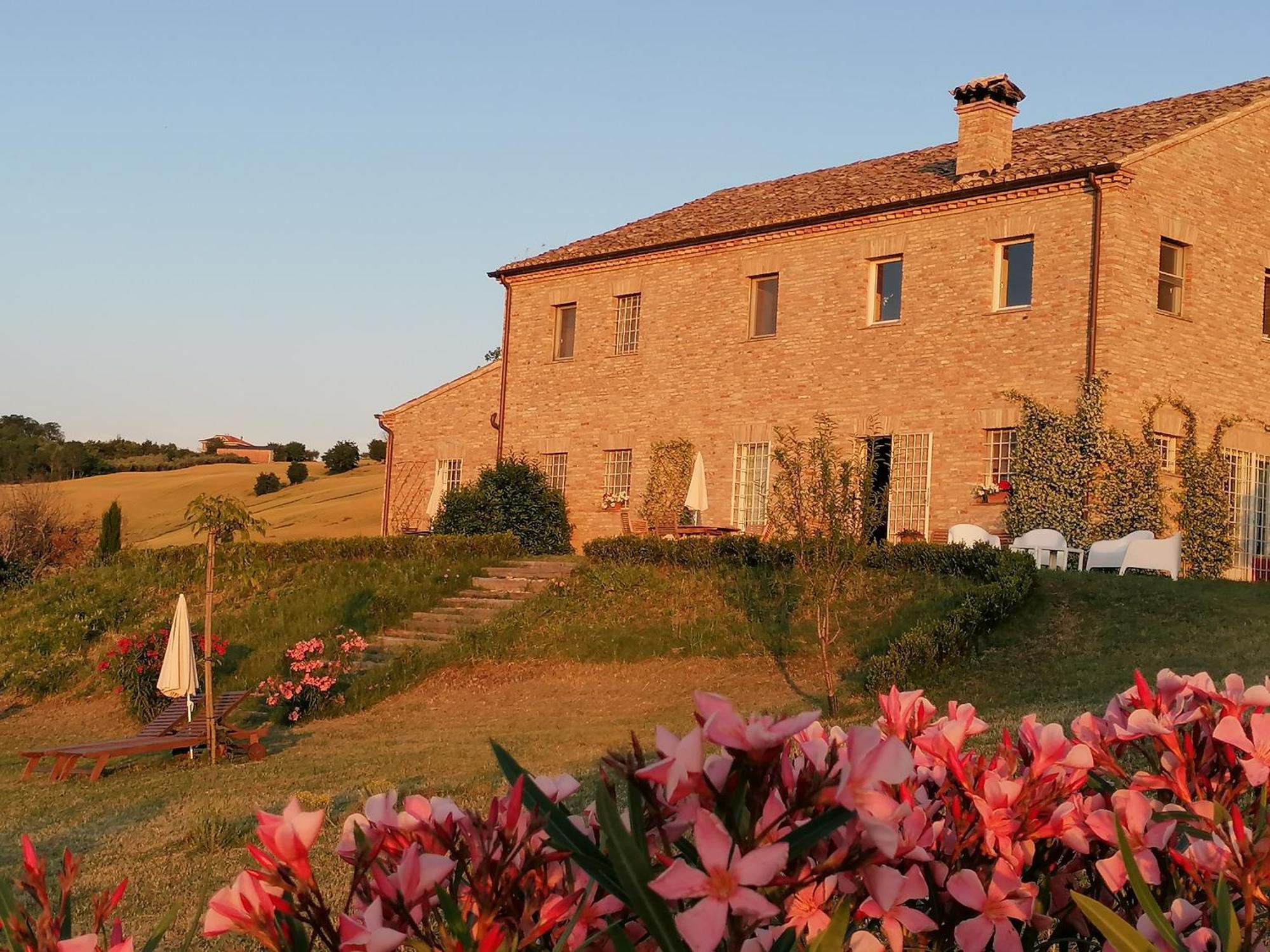 Il Giardino Nella Valle Belvedere Ostrense Zewnętrze zdjęcie